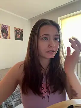 Snapshot of Sabrina_shells chatting on May 23, 9:46 am Sabrina shells online show from May 23, 9:46 am