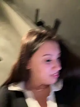 Snapshot of AndreaMood chatting on February 20, 7:34 am AndreaMood online show from February 20, 7:34 am