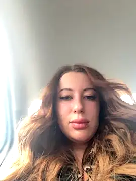 Snapshot of AndreaMood chatting on October 11, 1:38 am AndreaMood online show from October 11, 1:38 am