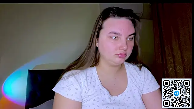 Dreamyblushfairy online show from March 11, 7:20 pm