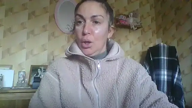 Snapshot of BELLAMORGANE1 chatting on December 29, 12:45 pm BELLAMORGANE1 online show from December 29, 12:45 pm