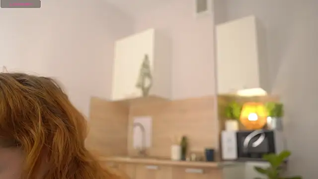 Snapshot of dietmountaindew_ chatting on October 18, 6:41 pm dietmountaindew online show from October 18, 6:41 pm