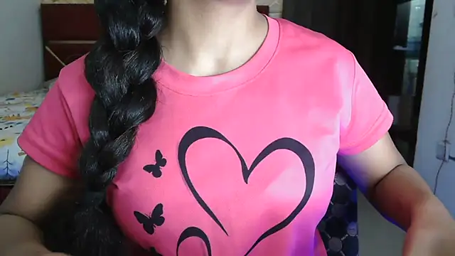 Snapshot of Somiya87 chatting on April 21, 6:01 pm Somiya87 online show from April 21, 6:01 pm