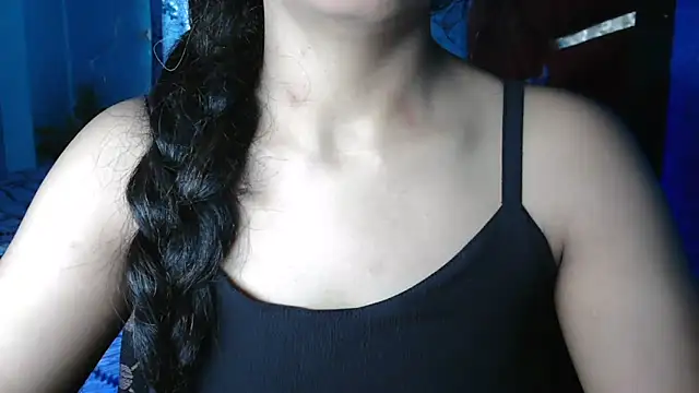 Snapshot of Somiya87 chatting on April 28, 4:17 am Somiya87 online show from April 28, 4:17 am