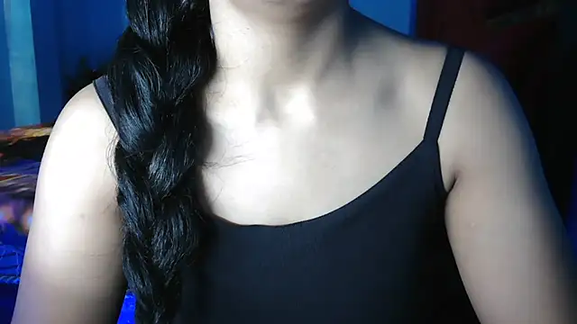 Snapshot of Somiya87 chatting on May 18, 9:31 pm Somiya87 online show from May 18, 9:31 pm