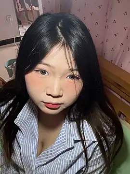 Snapshot of Happyou2 chatting on February 20, 6:28 am Happyou2 online show from February 20, 6:28 am