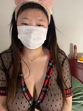 Snapshot of Happyou2 chatting on March 12, 11:33 pm Happyou2 online show from March 12, 11:33 pm