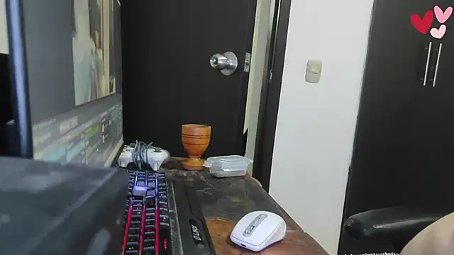 Snapshot of Gorditohot chatting on March 9, 1:35 am Gorditohot online show from March 9, 1:35 am