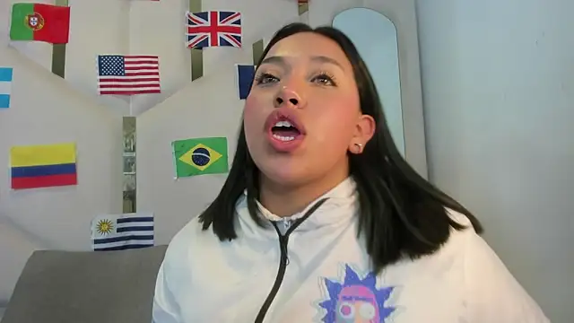 IsabellRodriguez18 online show from June 14, 4:36 am