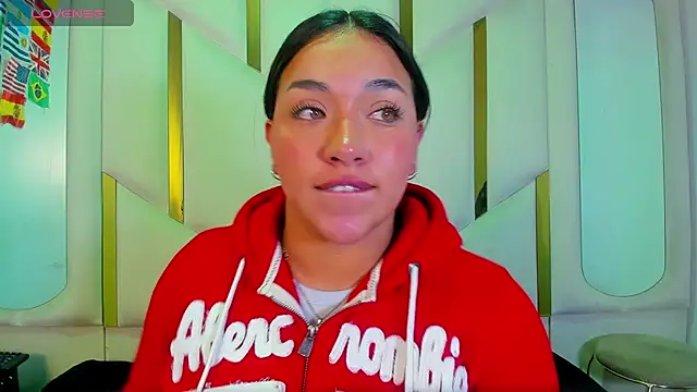 IsabellRodriguez18 online show from June 27, 3:33 am