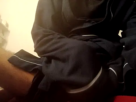 Snapshot of rominoucoquin chatting on February 27, 12:10 am rominoucoquin online show from February 27, 12:10 am