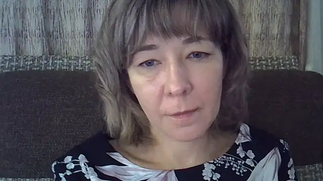 Snapshot of EllaJohnsonX chatting on January 21, 11:24 pm EllaJohnsonX online show from January 21, 11:24 pm