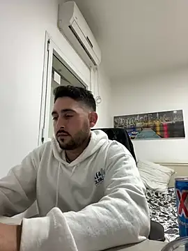 luffykingofpirets online show from January 8, 11:52 pm