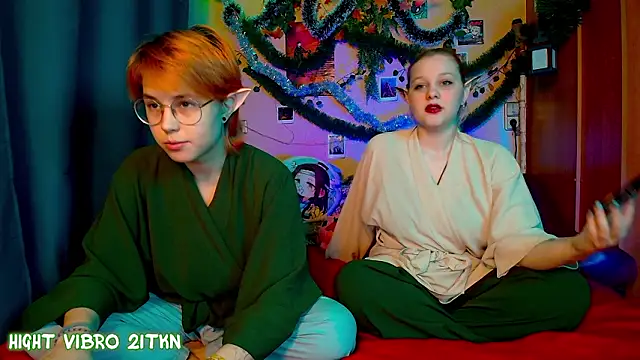 TrickyKitsune online show from February 8, 2:20 pm