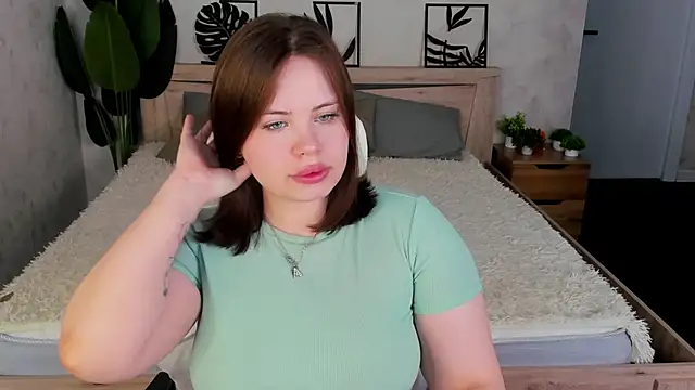 Snapshot of EricaElliott chatting on April 23, 12:29 pm EricaElliott online show from April 23, 12:29 pm