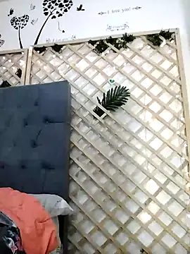 Snapshot of Mia_WAll chatting on December 30, 5:58 am Mia WAll online show from December 30, 5:58 am