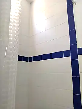 Snapshot of Mia_WAll chatting on January 11, 5:40 pm Mia WAll online show from January 11, 5:40 pm