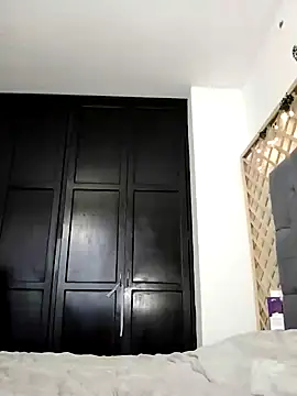 Snapshot of Mia_WAll chatting on January 12, 12:12 pm Mia WAll online show from January 12, 12:12 pm