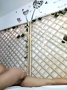 Snapshot of Mia_WAll chatting on January 19, 7:57 am Mia WAll online show from January 19, 7:57 am