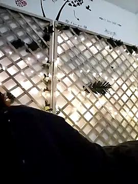 Snapshot of Mia_WAll chatting on January 22, 10:18 am Mia WAll online show from January 22, 10:18 am