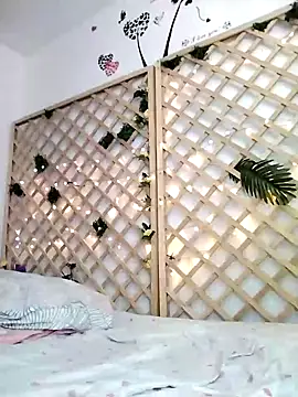 Snapshot of Mia_WAll chatting on January 28, 3:25 pm Mia WAll online show from January 28, 3:25 pm