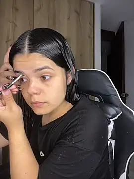 pretty angela1 online show from December 20, 2:18 am