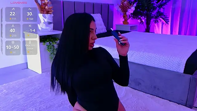 evanew  online show from April 10, 5:28 pm