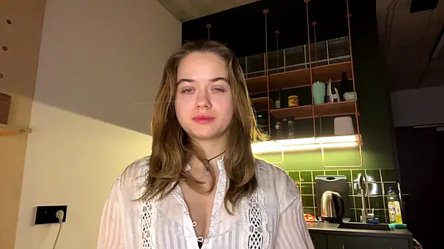 Snapshot of RoxyStar17 chatting on January 13, 11:27 pm RoxyStar17 online show from January 13, 11:27 pm