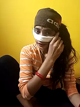 Snapshot of Sexy-sapna2 chatting on November 4, 5:01 pm Sexy-sapna2 online show from November 4, 5:01 pm