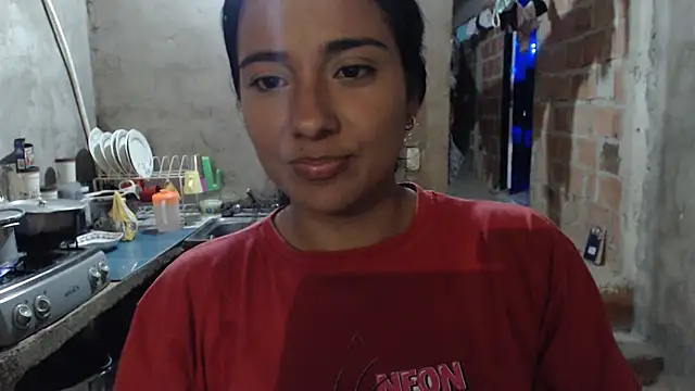 Snapshot of Coral0403 chatting on January 28, 1:39 am Coral0403 online show from January 28, 1:39 am