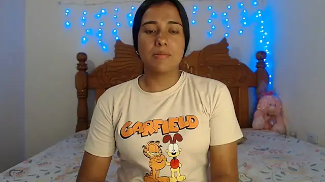 Snapshot of Coral0403 chatting on February 5, 7:10 pm Coral0403 online show from February 5, 7:10 pm