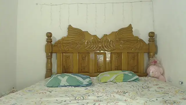 Snapshot of Coral0403 chatting on February 27, 11:37 pm Coral0403 online show from February 27, 11:37 pm