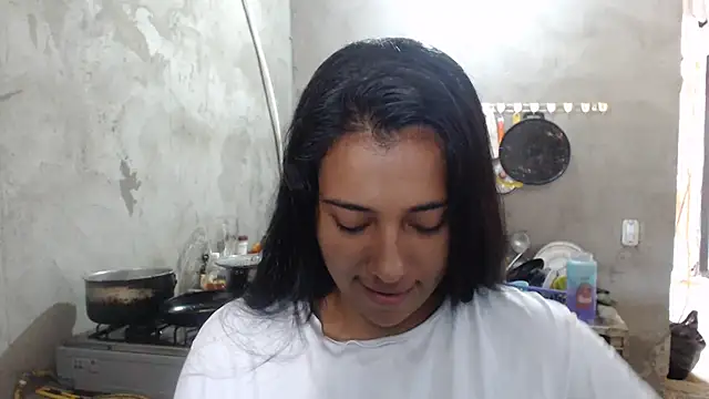 Snapshot of Coral0403 chatting on March 1, 6:21 pm Coral0403 online show from March 1, 6:21 pm