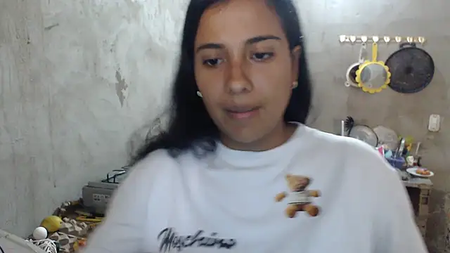 Snapshot of Coral0403 chatting on March 14, 9:43 pm Coral0403 online show from March 14, 9:43 pm