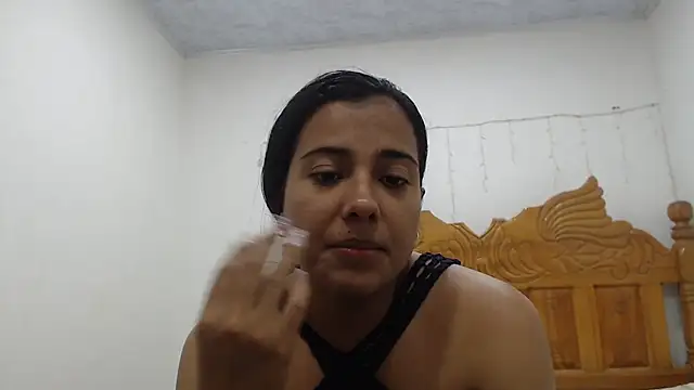 Snapshot of Coral0403 chatting on March 15, 8:54 pm Coral0403 online show from March 15, 8:54 pm