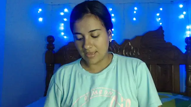 Snapshot of Coral0403 chatting on March 16, 11:14 pm Coral0403 online show from March 16, 11:14 pm