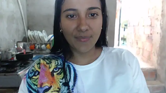 Snapshot of Coral0403 chatting on March 17, 7:48 pm Coral0403 online show from March 17, 7:48 pm