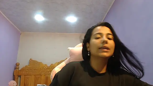 Snapshot of Coral0403 chatting on September 18, 2:08 pm Coral0403 online show from September 18, 2:08 pm