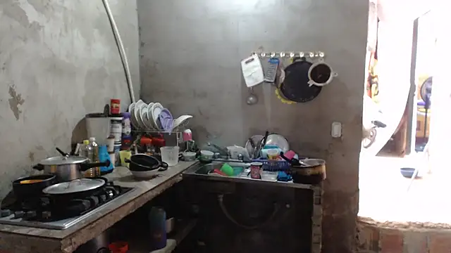 Snapshot of Coral0403 chatting on October 24, 7:21 pm Coral0403 online show from October 24, 7:21 pm