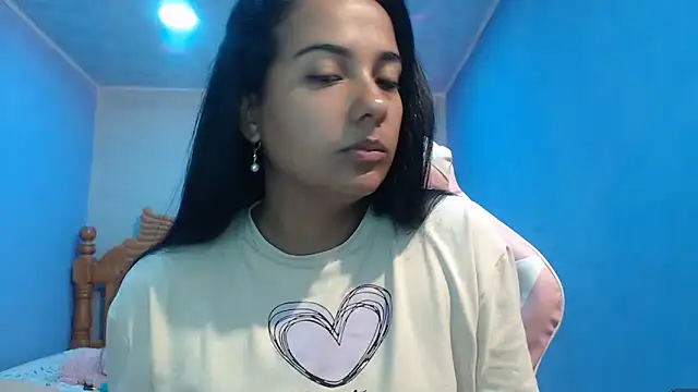 Snapshot of Coral0403 chatting on October 29, 8:43 pm Coral0403 online show from October 29, 8:43 pm