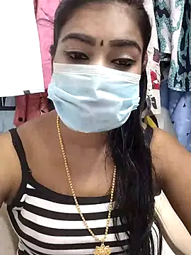 Snapshot of meena_27 chatting on January 31, 3:22 pm meena 27 online show from January 31, 3:22 pm