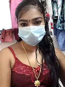 Snapshot of meena_27 chatting on February 1, 7:15 am meena 27 online show from February 1, 7:15 am