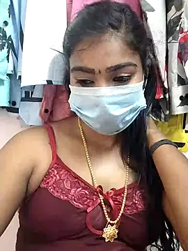 Snapshot of meena_27 chatting on February 1, 10:37 am meena 27 online show from February 1, 10:37 am