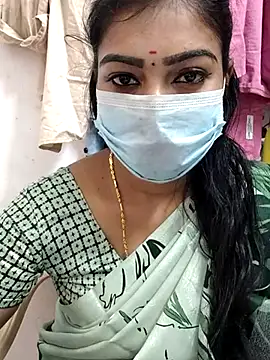 Snapshot of meena_27 chatting on February 11, 8:58 am meena 27 online show from February 11, 8:58 am