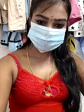 Snapshot of meena_27 chatting on February 17, 4:15 pm meena 27 online show from February 17, 4:15 pm