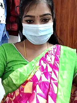 Snapshot of meena_27 chatting on February 18, 9:10 am meena 27 online show from February 18, 9:10 am