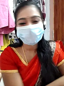 Snapshot of meena_27 chatting on February 19, 5:27 am meena 27 online show from February 19, 5:27 am