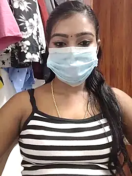 Snapshot of meena_27 chatting on February 21, 3:54 pm meena 27 online show from February 21, 3:54 pm