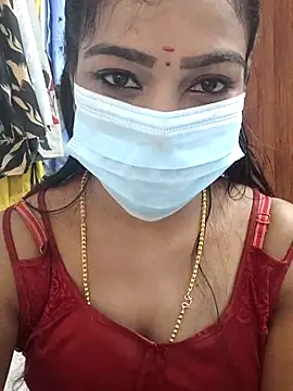 Snapshot of meena_27 chatting on February 26, 10:15 am meena 27 online show from February 26, 10:15 am