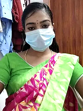 Snapshot of meena_27 chatting on March 2, 10:56 am meena 27 online show from March 2, 10:56 am